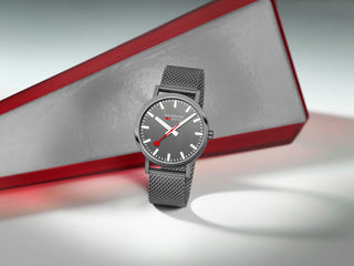 Mondaine Classic Grigio Antracite 40mm