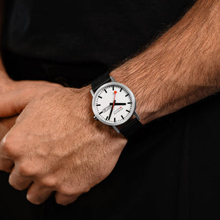 Mondaine Classic Day-Date 40mm